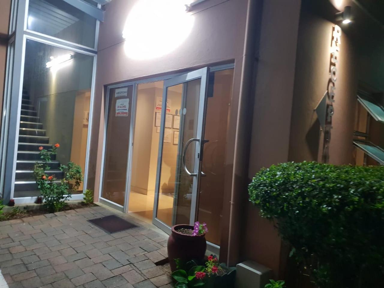 Hotel Essenwood Park